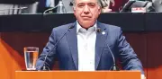 Senador Inzunza reaparece por videoconferencia tras 57 días de ausencia