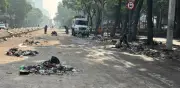 Toneladas de basura en Reforma tras festejo por triunfo de México en el Mundial