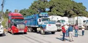 Transportistas cancelan paro nacional tras acuerdo con Segob
