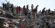 Venezuela recibe ayuda internacional tras terremotos: 164 muertos y miles de heridos
