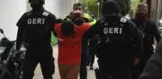 Vinculan a proceso a adolescente por extorsión con arma del Ejército en Iztapalapa
