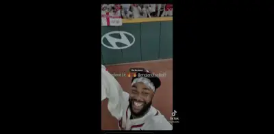 Aficionados ingleses adoptan a Michael Harris II en juego de Braves