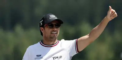 Checo Pérez 'amenaza' a Inglaterra: 'La copa no va a volver a casa'