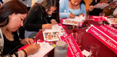 Compartamos Banco reconoce a emprendedores en Encuentro de Comités en Toluca
