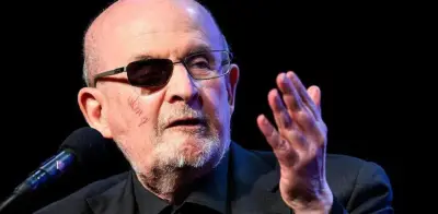 Culpable por terrorismo: el hombre que apuñaló a Salman Rushdie enfrenta cadena perpetua