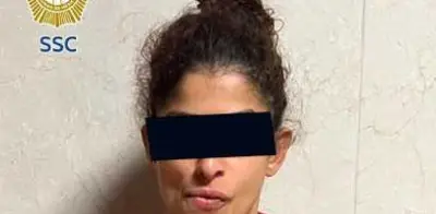 Detienen a colombiana en CDMX con droga; la vinculan a robos en Metepec