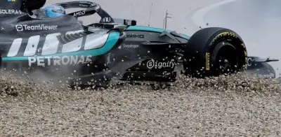 F1 silencia radio de George Russell tras choque en Spa: ¿Por qué?