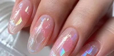 Glass Skin Nails: manicura coreana efecto cristal para hacer en casa