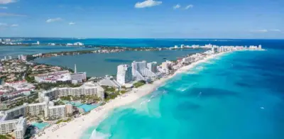 Las 5 playas con menos sargazo en Cancún para nadar sin sorpresas