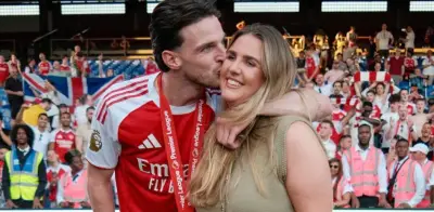Lauren Fryer, esposa de Declan Rice, cierra redes por acoso en el Mundial 2026