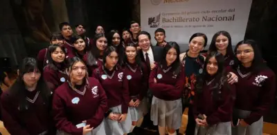 Más de 527 mil estudiantes egresan con doble certificación del Bachillerato Nacional