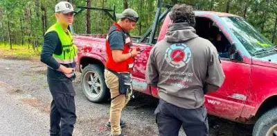 Rescatan a mujer extraviada en sierra de Durango por buscar hongos
