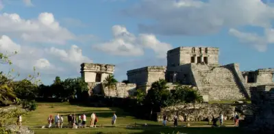 Trabajadores denuncian privatización en zona arqueológica de Tulum