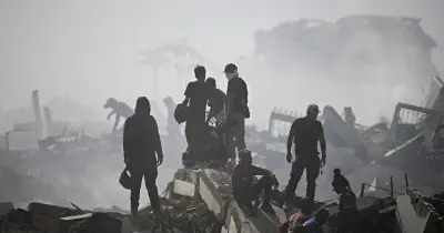 Venezuela eleva a 4,333 los muertos por terremotos y planifica reconstrucción