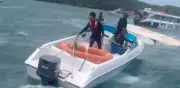 15 turistas indios mueren ahogados al volcarse lancha en Vietnam