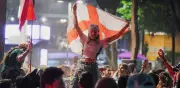 Afición inglesa aplaude a México tras eliminación en Mundial 2026
