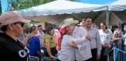 Alfonso Durazo fortalece infraestructura y educación en gira por el noroeste de Sonora