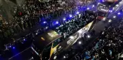 Argentinos reciben con amor a la Albiceleste tras caer en la Final del Mundial 2026