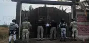 Aseguran armas y vehículos en cateo en Durango; hay un detenido