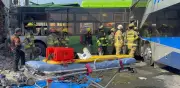 Choque de autobuses en Monterrey deja ocho heridos y tres prensados