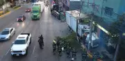 Choque de camión torton en Benito Juárez deja un herido y daños graves