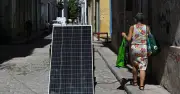 Cuba sufre tercer apagón general en seis meses por crisis energética