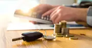 ¿Cuándo un auto reduce impuestos? Hacienda detalla quiénes y cómo deducirlo