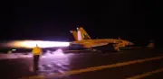 EE.UU. liza potente ofensiva aérea contra Irán; riesgo de escalada regional