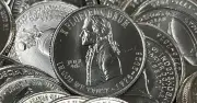 EU lanza 250,000 monedas conmemorativas por 250 aniversario