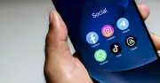 Francia prohíbe redes sociales a menores de 15 años: ley histórica en la UE