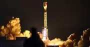 Geely ya tiene 52 satélites en órbita: la red espacial de una automotriz china