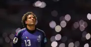 Guillermo Ochoa se retira: los números, títulos y récords de su carrera