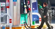 Hacienda subsidia gasolina Premium por alza del petróleo tras conflicto Irán-EE.UU.