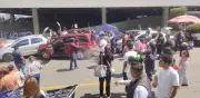 Hombre de 70 años provoca choque múltiple frente a Perisur; 4 heridos