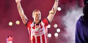 Indirecta a Amaury: Chicharito promete revelar su calvario en Chivas