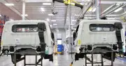 Industria de camiones pide arancel de 50% a unidades chinas para reactivar mercado