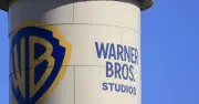 Jueza extiende suspensión de compra de Warner por Paramount hasta agosto