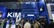 Mercados cierran semana: petróleo sube 15% y IA china Kimi K3 sacude tecnológicas