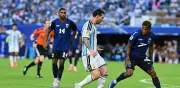 Messi bromea: 'Antes me cargaban a patadas, ahora me piden autógrafos'