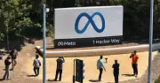 Meta demanda por usar IA en despidos que discriminan a empleados