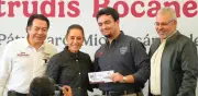 Más de 55 mil universitarios en Michoacán recibirán beca Gertrudis Bocanegra