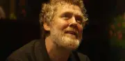 Muere Glen Hansard: el cantante de 'Once' fallece en accidente de moto a los 56 años