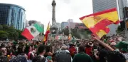 Ángel de Independencia se tiñe de rojo por título de España en Mundial 2026