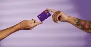 Nu cambia contratos a clientes al convertirse en banco: fecha clave 7 de agosto