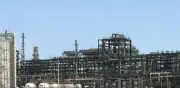 Pemex controla incendio en Refinería Olmeca sin afectar producción ni lesionados