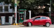 Pemex recupera terreno en gasolineras y controla casi dos tercios del mercado