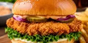 Receta de hamburguesa de pollo crispy: crujiente y jugosa como en restaurantes
