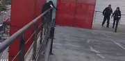 Rescatan a mujer de 24 años que intentó lanzarse de azotea en Coyoacán