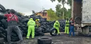 Retiran más de 18 mil llantas abandonadas en calles de La Paz, Edomex