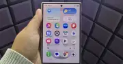 Samsung lanza su propio 'Kindle' plegable con tres modelos y formato pasaporte